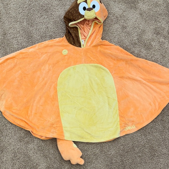 Bluey “Chili” Adult Woman Poncho costume - Picture 4 of 12